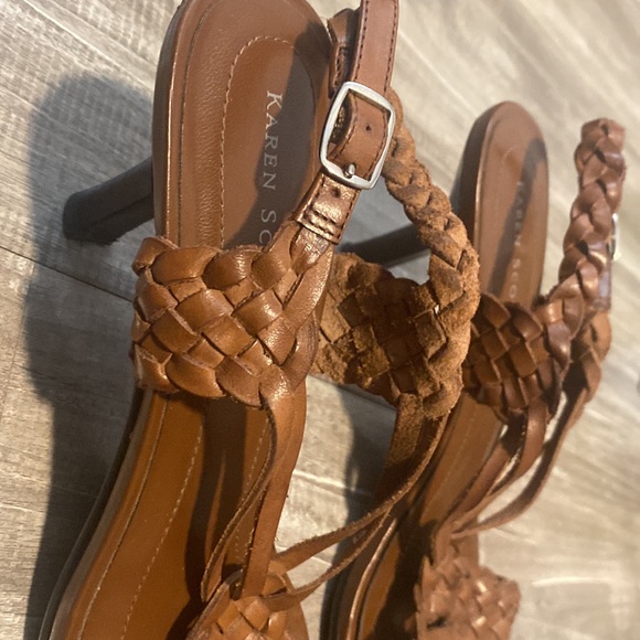 Karen Scott Size 8.5 Brown Woven Heels - Picture 4 of 5